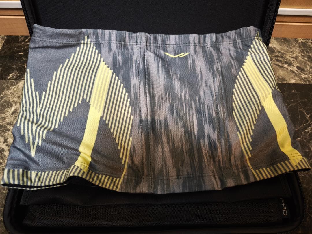 ☆彡SIXPAD パワースーツ コアベルト Mサイズ　グレー 備品