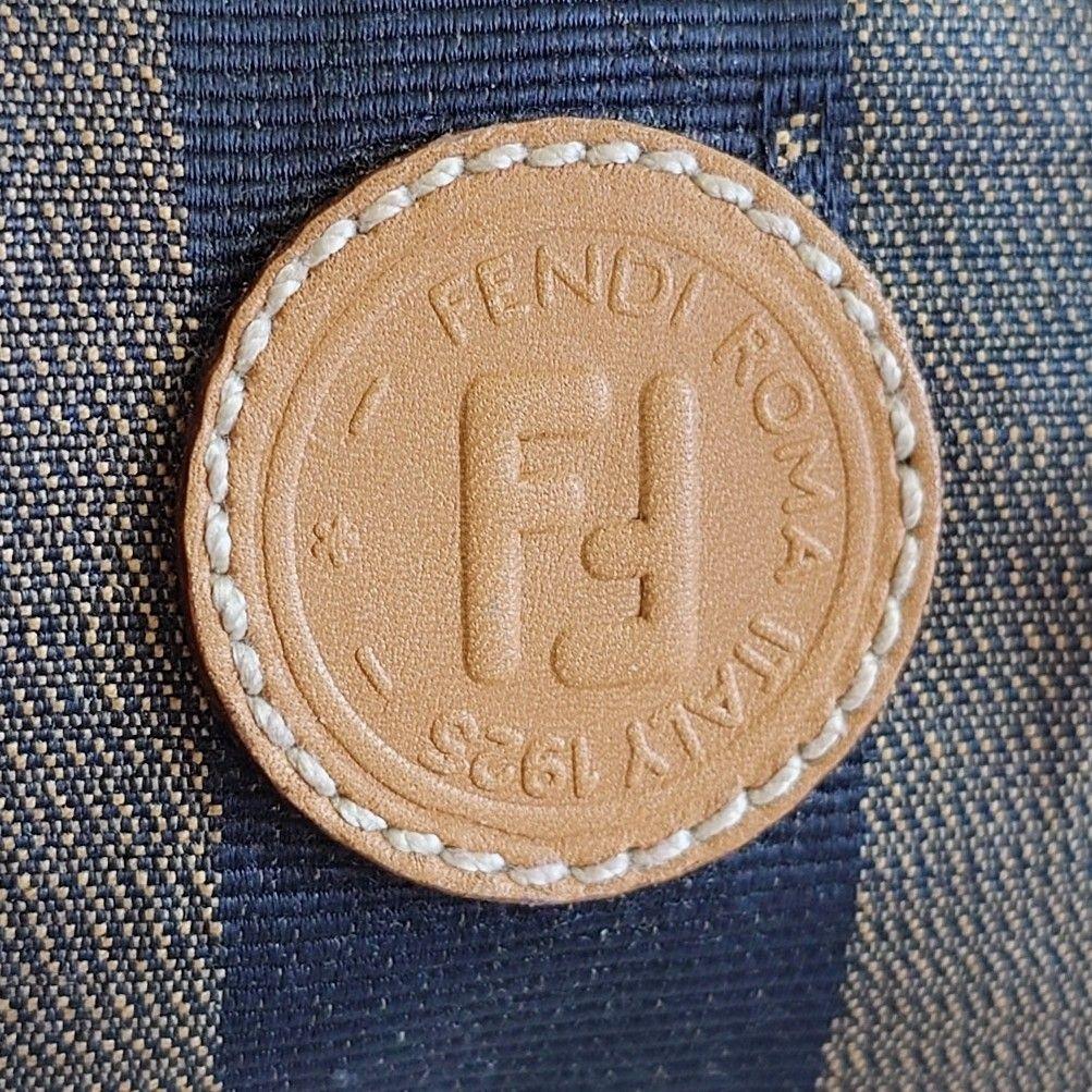 フェンディ ミニ ボストン ペカン柄 FF 型押しロゴ ハンドバッグ 男女兼用