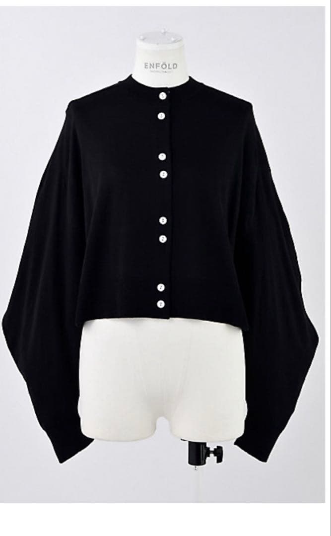 ENFOLD ROUND CARDIGAN 黒