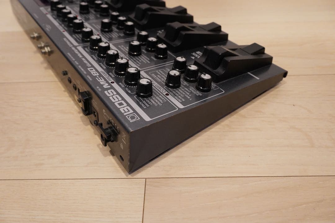BOSS ME80 マルチエフェクター