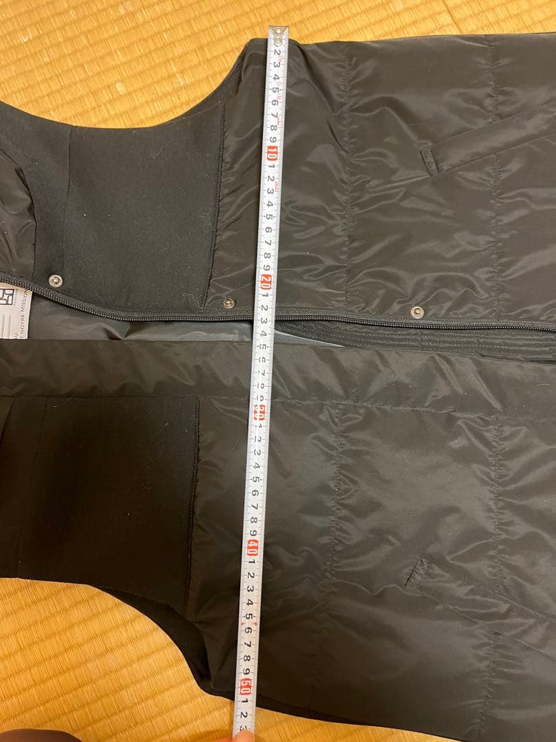 パシオーネ　フード付きロングダウンベスト ブラック