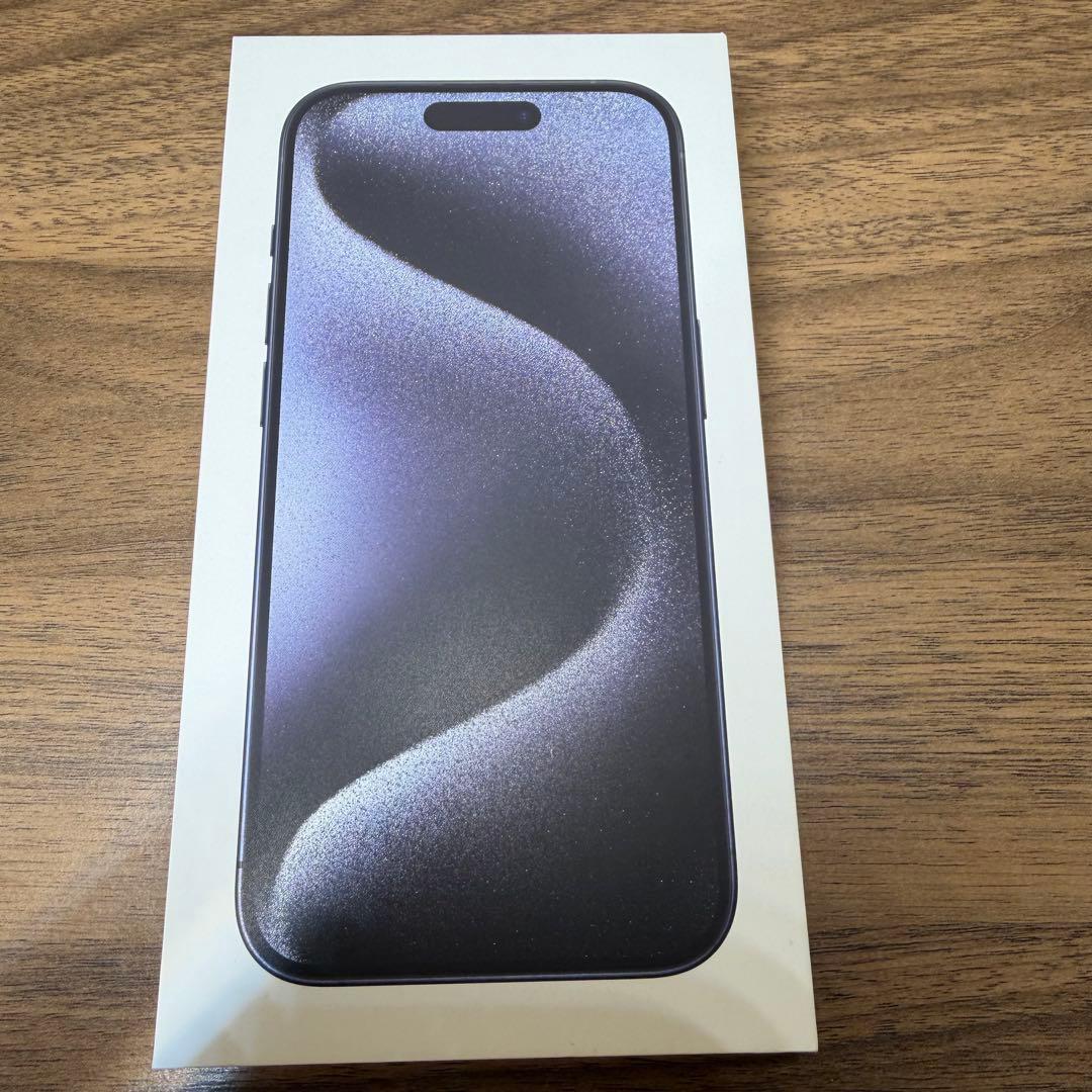 Apple iPhone 15Pro 256GB ケース付き