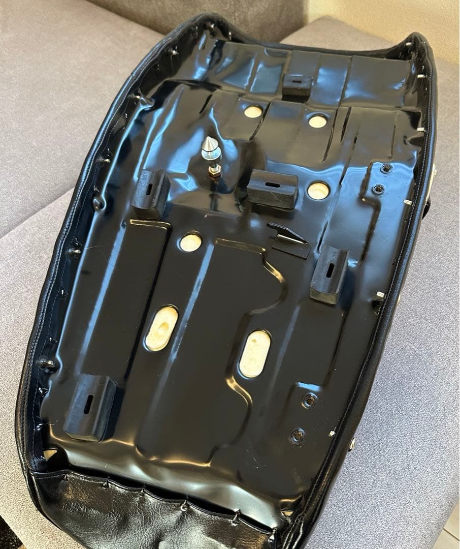 Z1 猫背シート　超美品✨