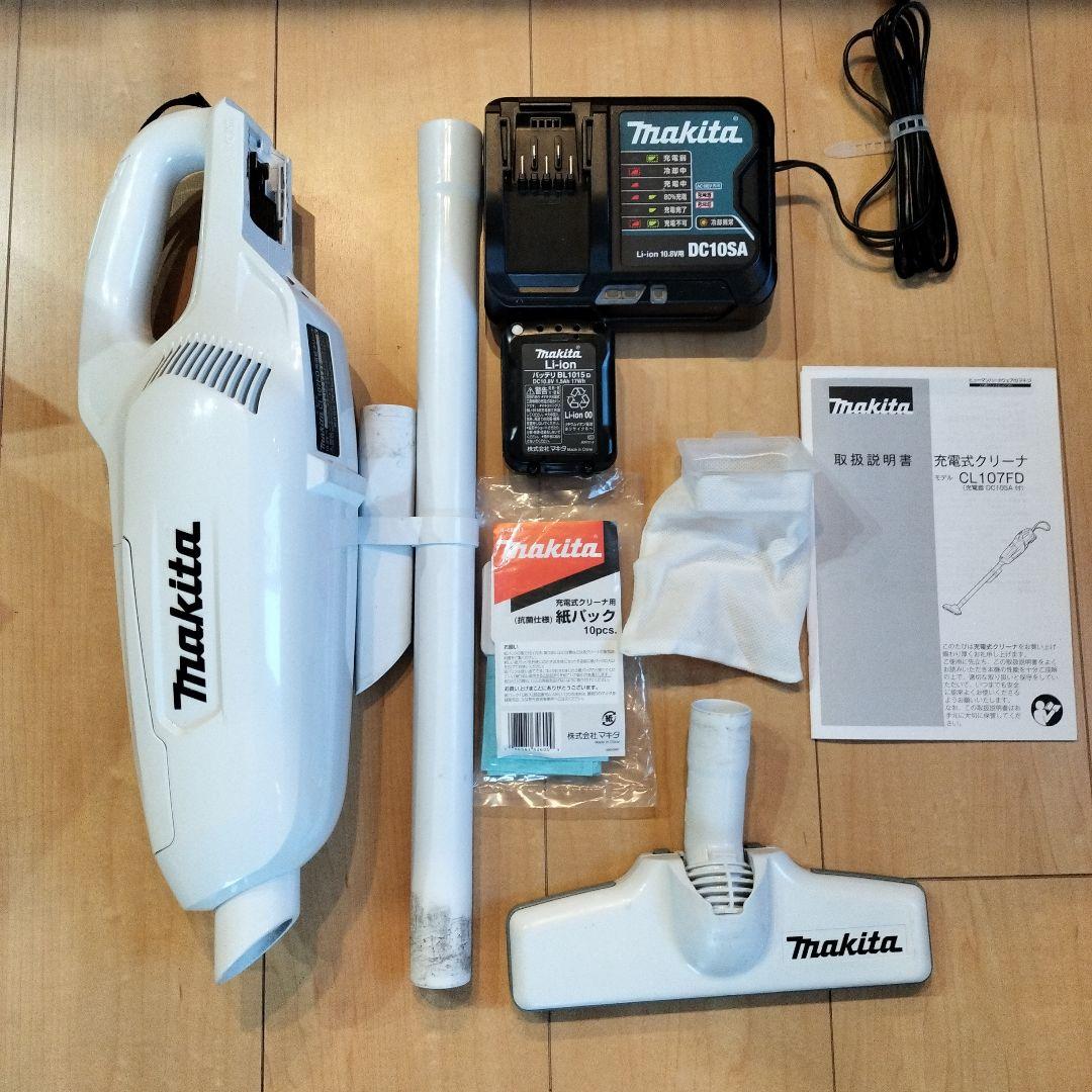 マキタ 充電式クリーナー CL107FD 本体