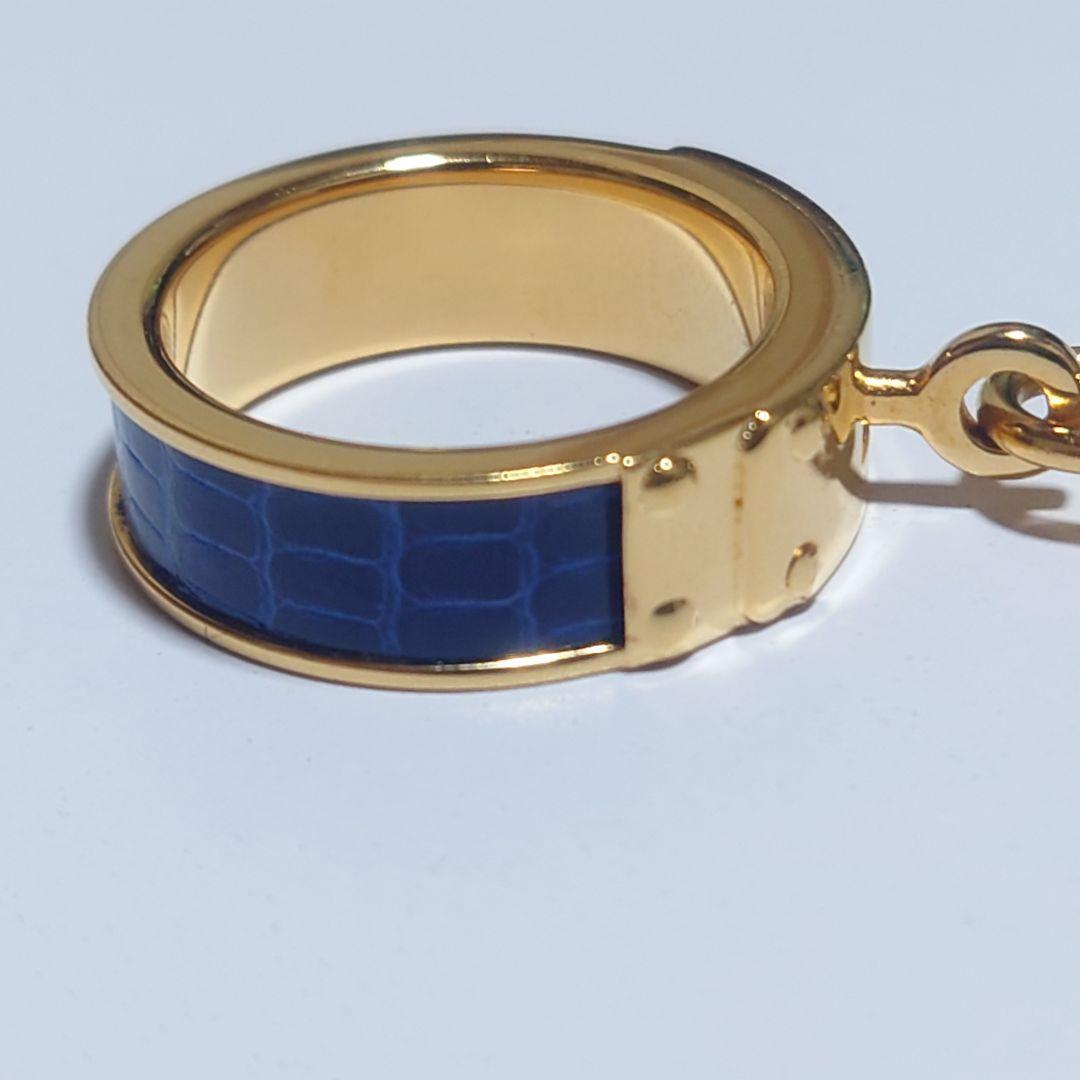 未使用に近い エルメス スカーフリング ケリー カデナ 南京錠 22号 ケース付