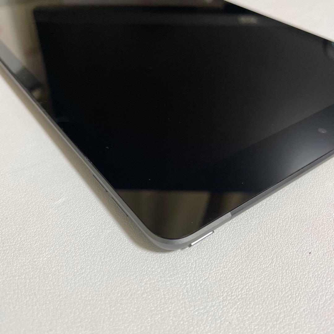 iPad (第9世代) Wi-Fi+Cellular 64GB スペースグレイ
