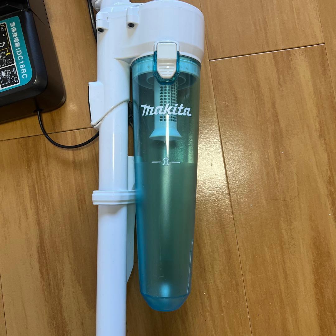 s*ん様 マキタ コードレス掃除機 CL282FDFCW（紙パック式 & サイク