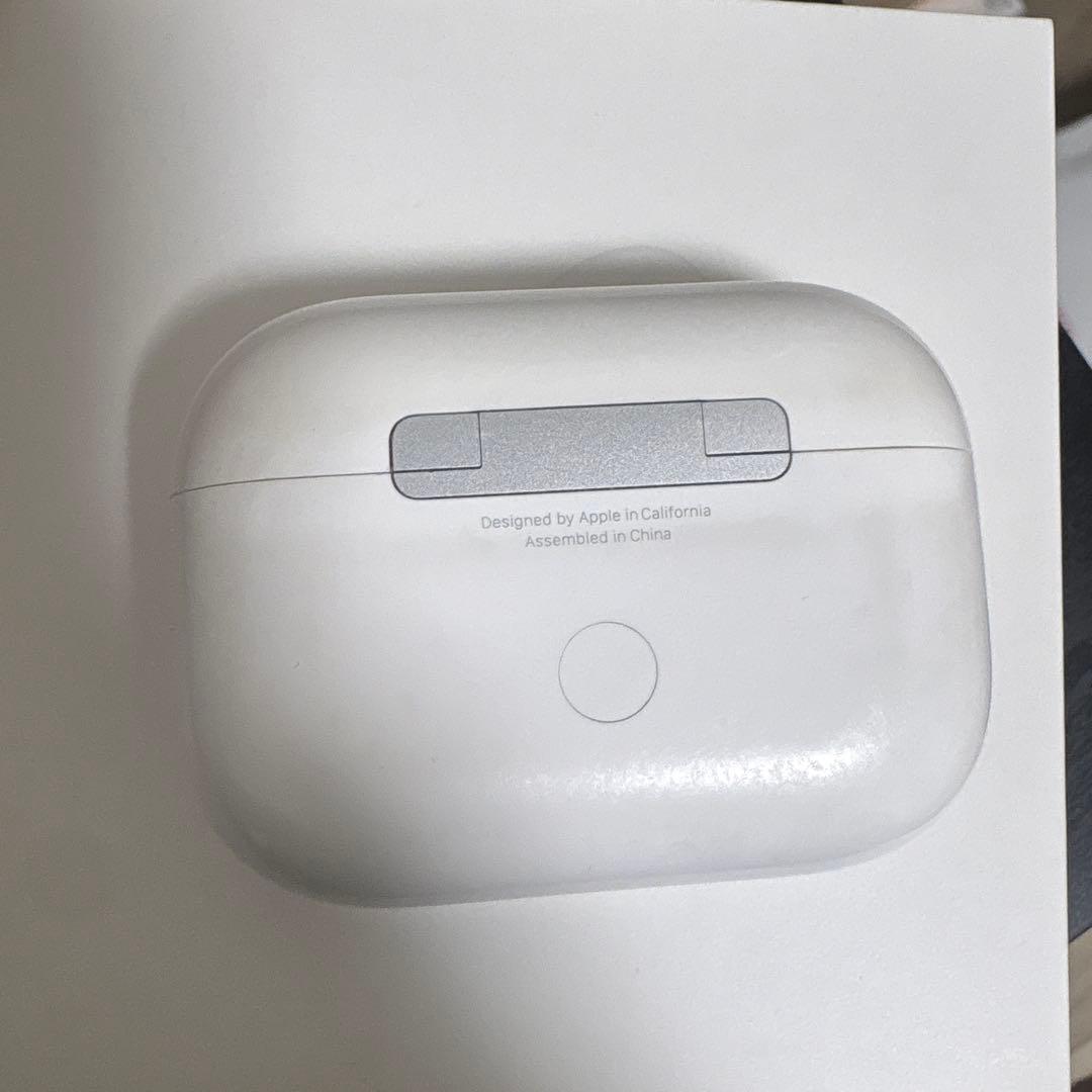 と*り様 AirPods Pro (第2世代) 本体　箱・イヤーピース付き