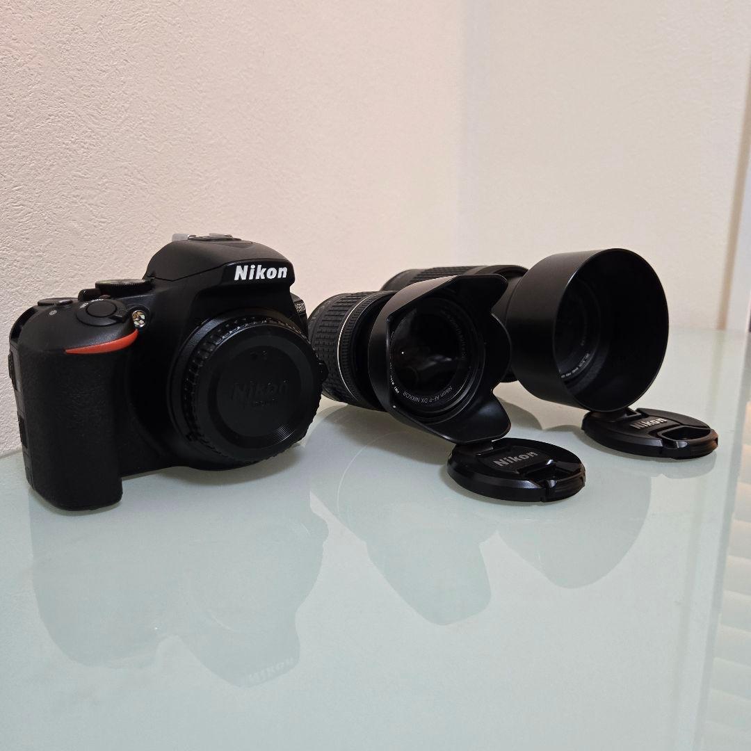Nikon D5600 ダブルズームキット+おまけ付き