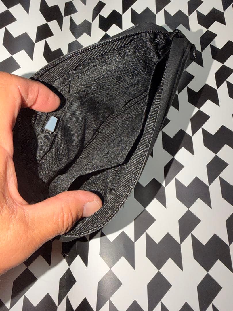 assos baggicase Wallet Black Series アソス