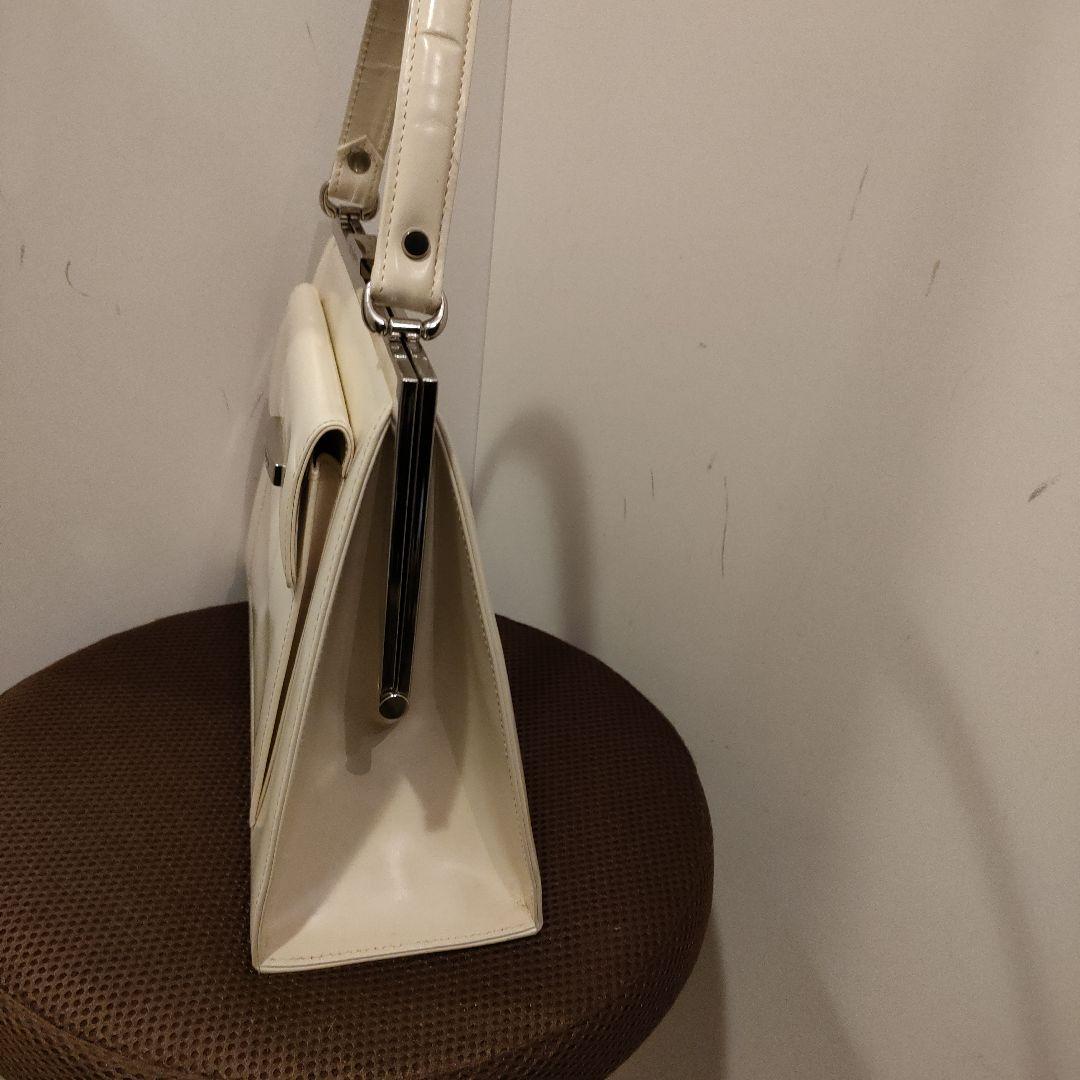 イヴサンローラン ハンドバッグ レザー ホワイト