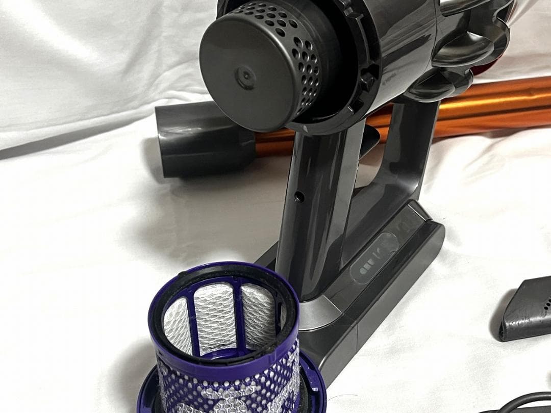 DYSONサイクロンクリーナーSV12/V10状態良品