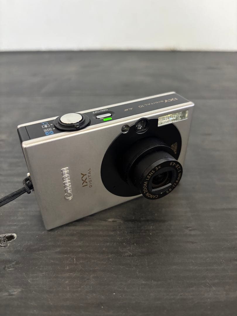 【動作品‼️】Canon製　IXY DIGITAL 10 シルバー　デジタルカメラ