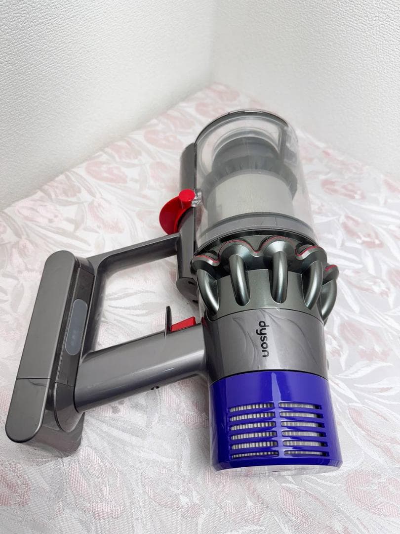 【分解洗浄済】325-2-ダイソン dyson v10 sv12 掃除機 作動品