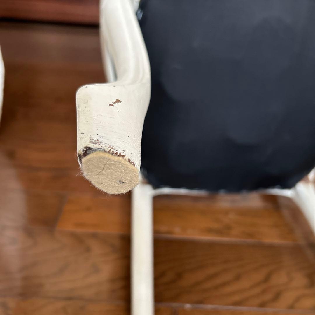 希少　フランスアンティークホワイトチェア　ロカイユ装飾