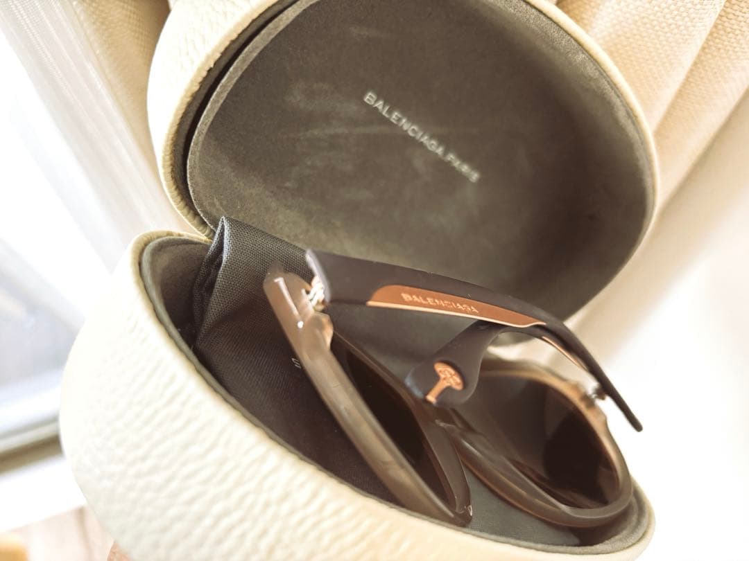 [匿名配送]バレンシアガ　サングラス[限定セール]