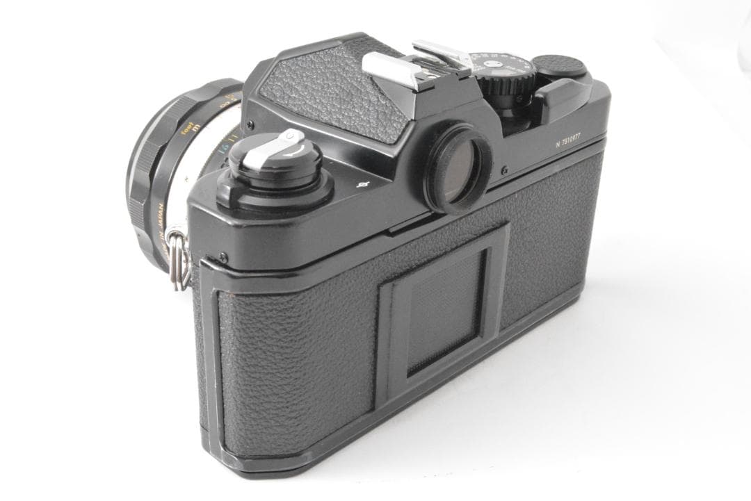 ニコン　Nikon New FM2＋24mm F2.8 Ai改