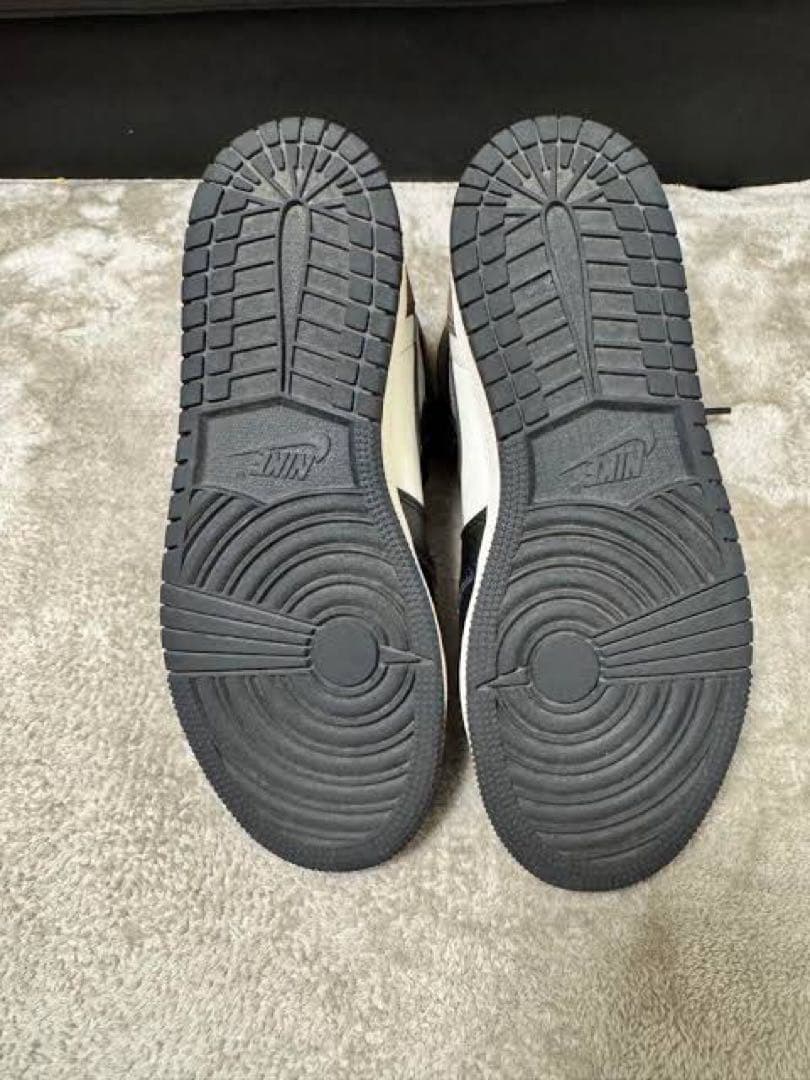 エアジョーダン1 ダークモカ