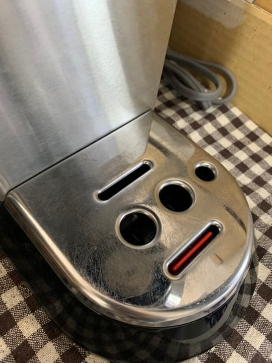 Delonghi エスプレッソコーヒーマシン EC680