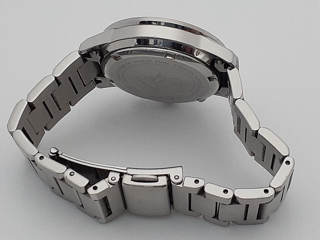 超美品【多機能・稼働品】CITIZEN シチズン クロノグラフ シルバー