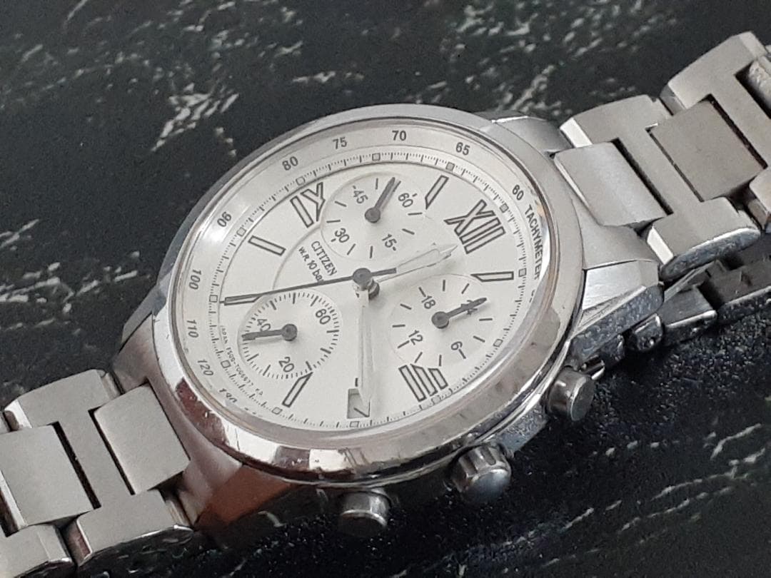 超美品【多機能・稼働品】CITIZEN シチズン クロノグラフ シルバー