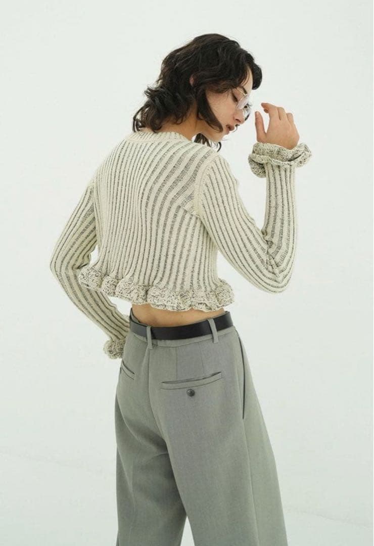 CLANE ★ W FACE SHORT FRILLED KNIT TOPS