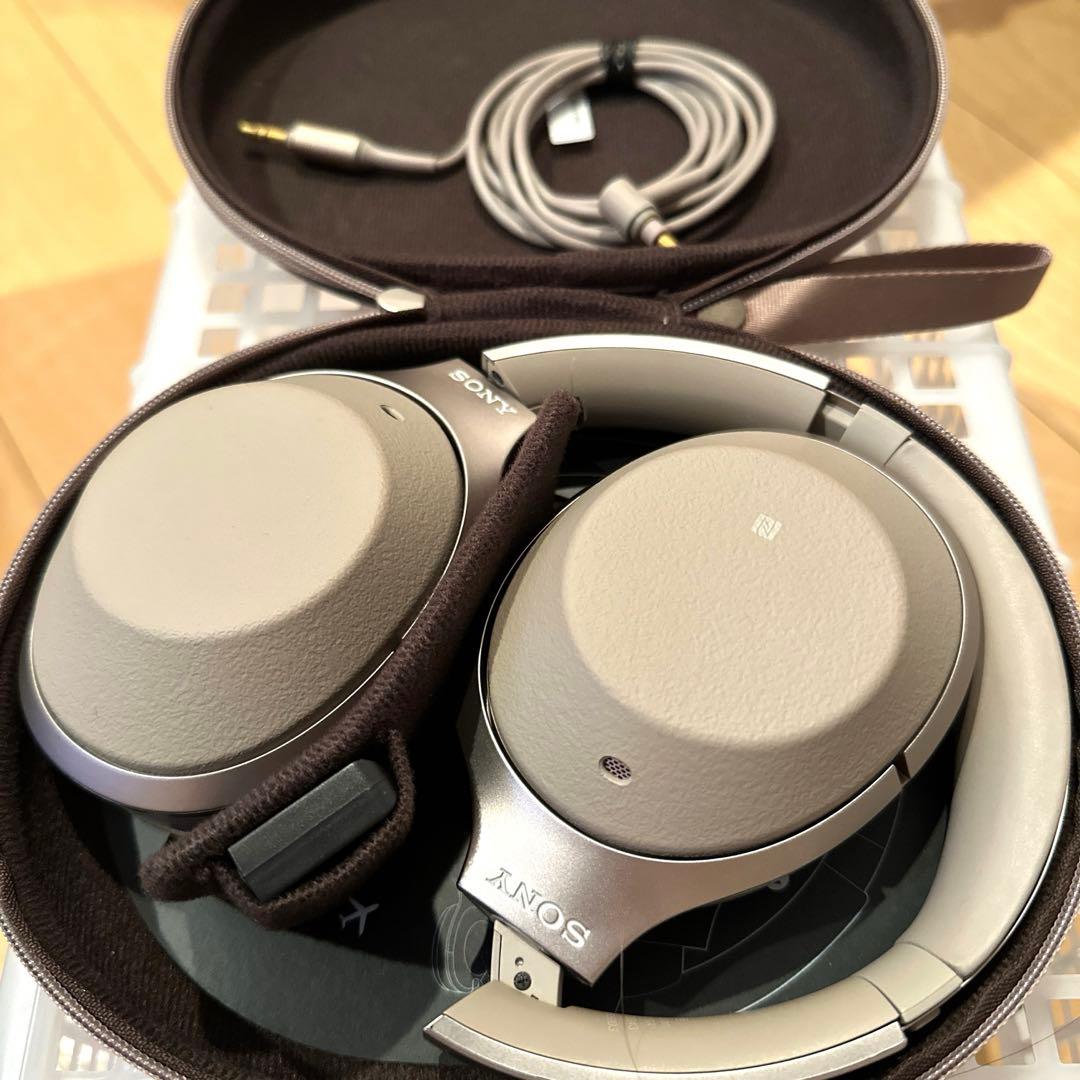 未使用品SONY  ワイヤレスノイズキャンセリングヘッドホンWH-1000XM