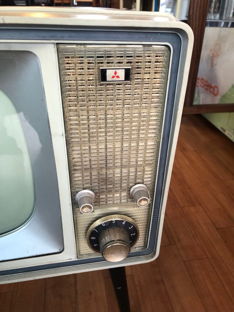 ブラウン管テレビ 三菱　年代不明　レトロ オブジェ　昭和