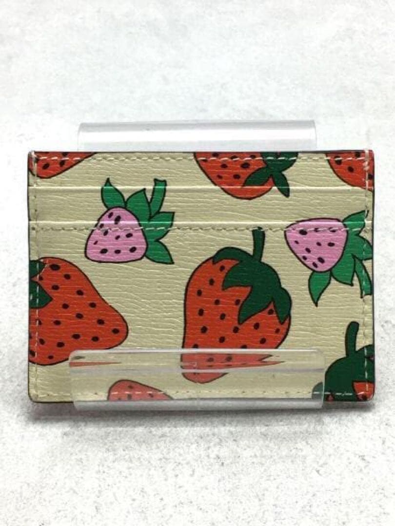 GUCCIズゥミ　ホースビット　いちご　定期入れ