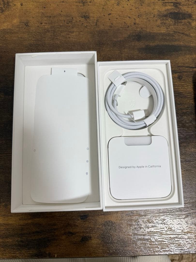【SIMフリー】Apple iPhone 15 Pro 256gb グラファイト