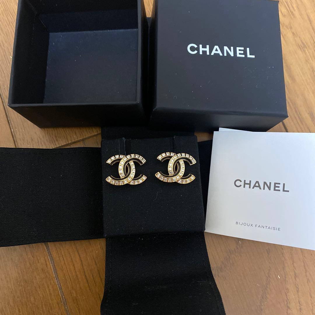 CHANEL CCロゴ　ピアス　シャネルピアス　説明書付き