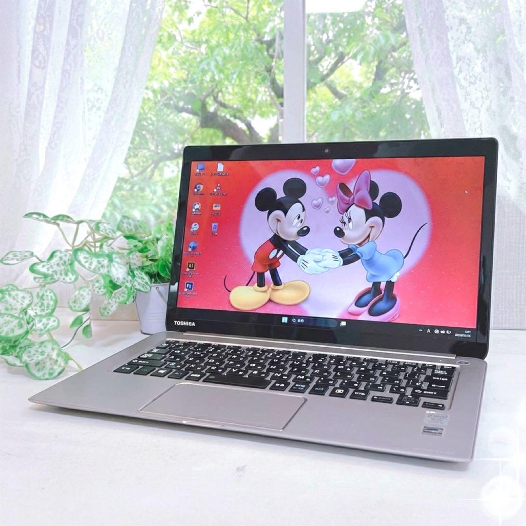 美品、スリム、コアi5、高速SSD、メモリ8G、イラレ&オフィス2021が使える