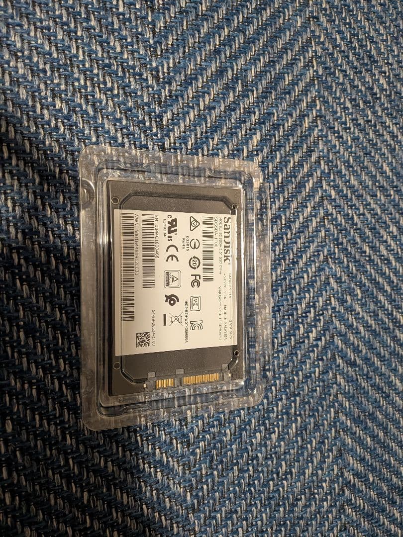 外付けハードディスク・ドライブ SanDisk SSD 1TB