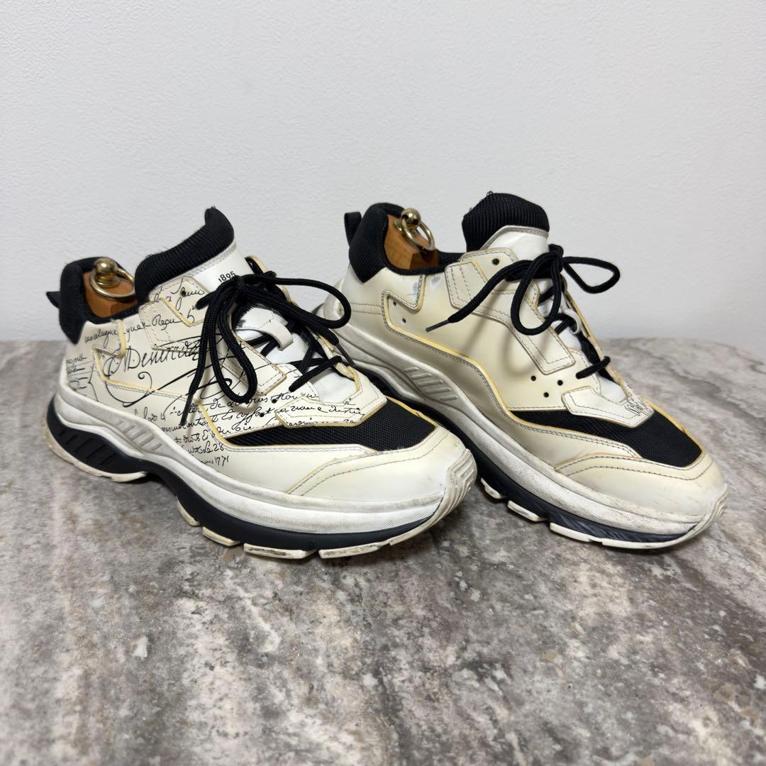 限定 45万円 ベルルッティ グラビティ スクリットホワイトレザースニーカー