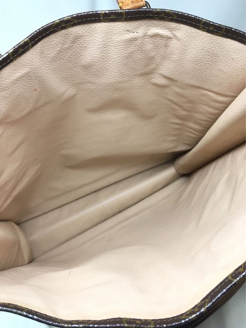 P4 ルイヴィトン　モノグラム　サックプラ　ハンドバッグ