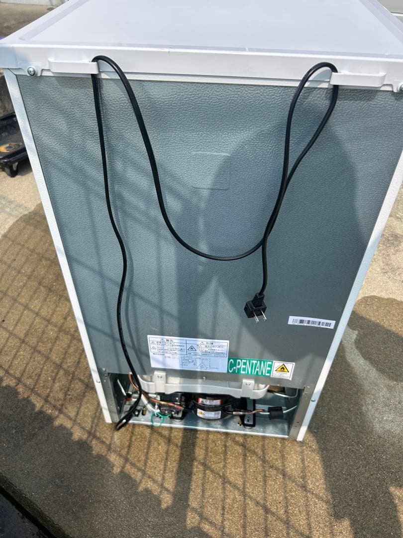 と*ん様 ホワイト 2ドア冷凍庫