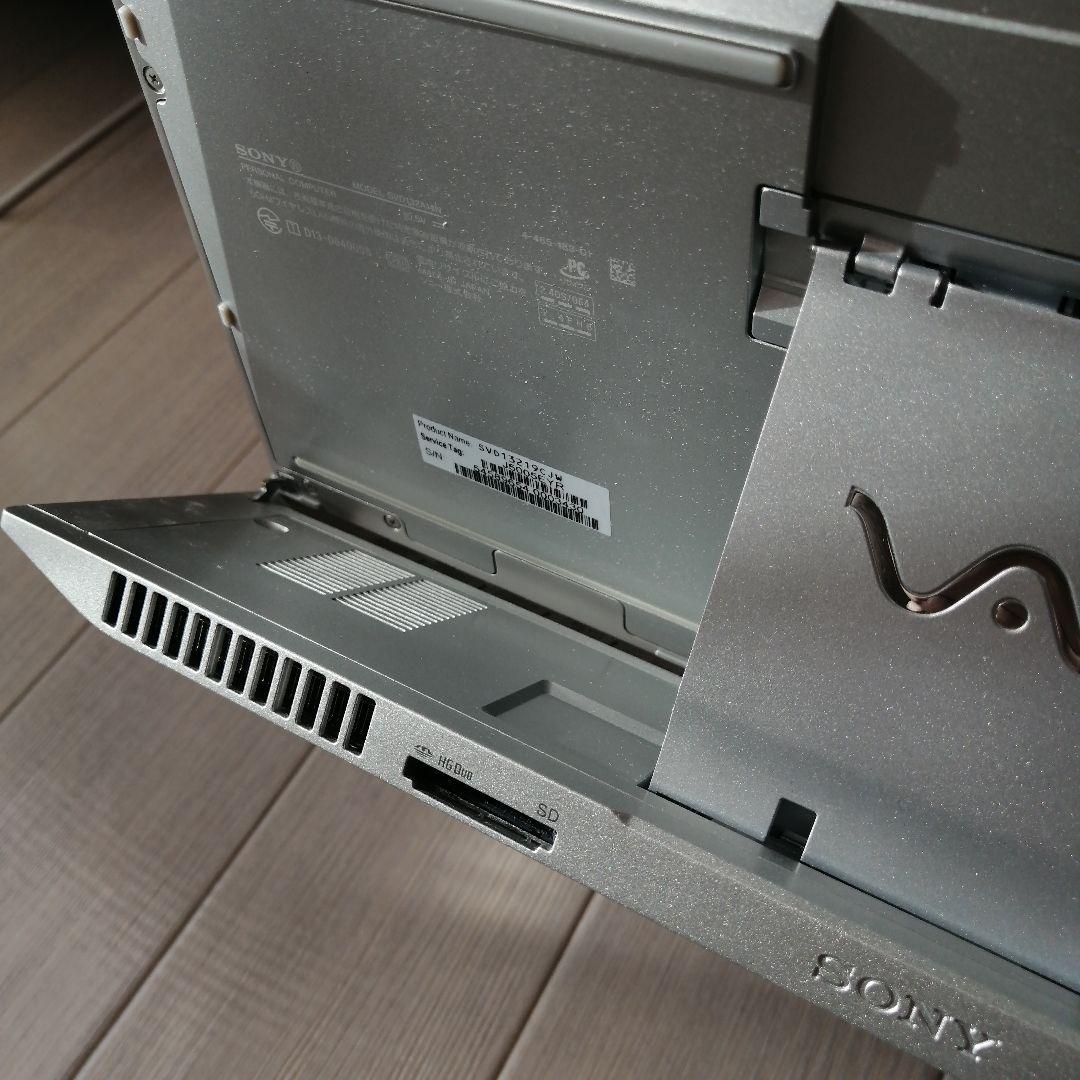 SONY VAIO Duo 13　ノートパソコン