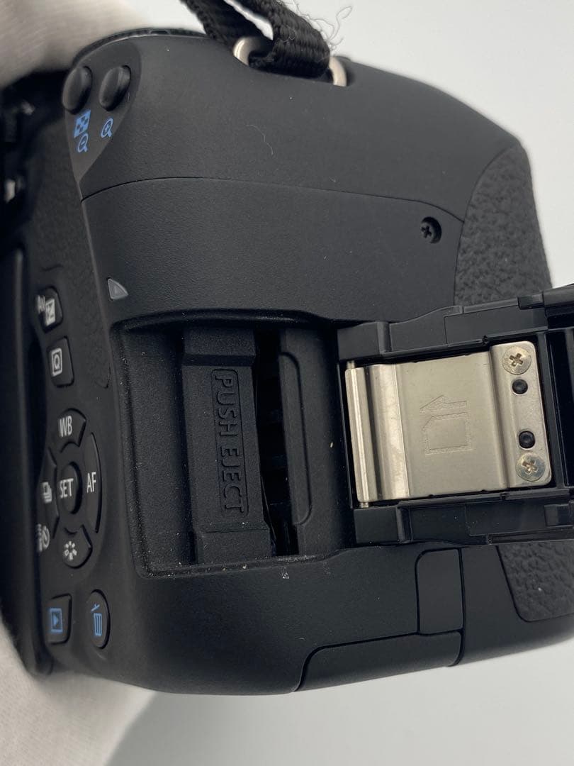 Canon EOS Kiss X8i 本体 レンズ 箱付き レンズ多数