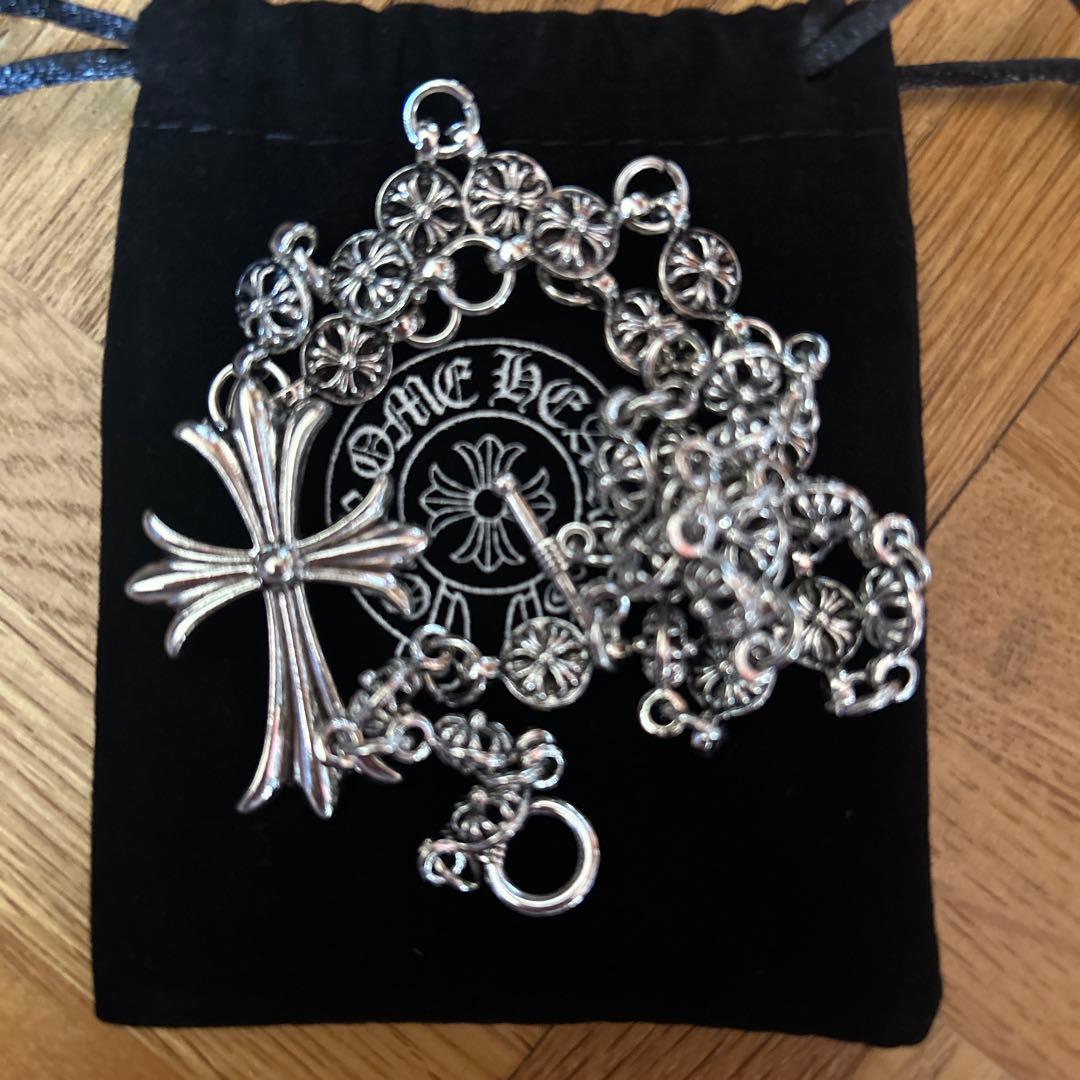 CHROME HEARTS クロスモチーフ ネックレス