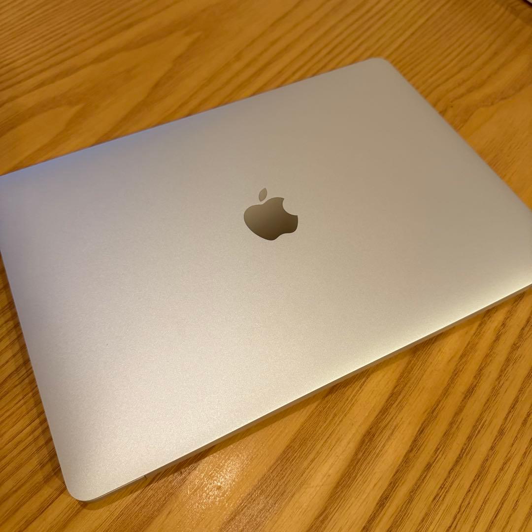 (バッテリー100%)M1 MacBookAir13インチシルバー256GB