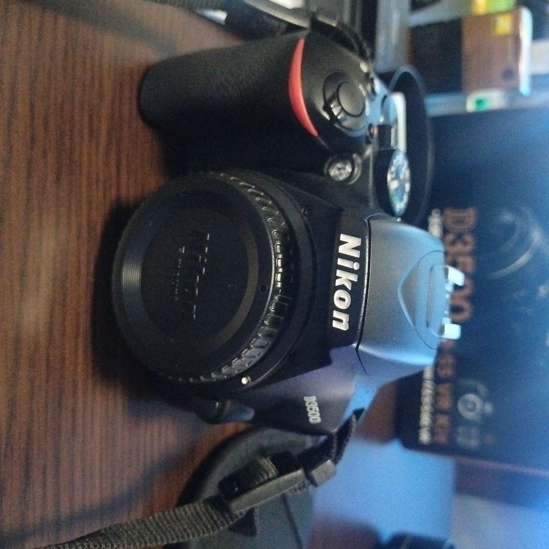 Nikon D3500 ショット数3148回 デジタル一眼レフカメラ