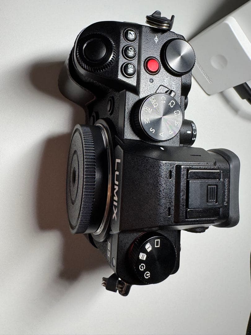 Lumix DC-S5 ミラーレスカメラ 本体 美品