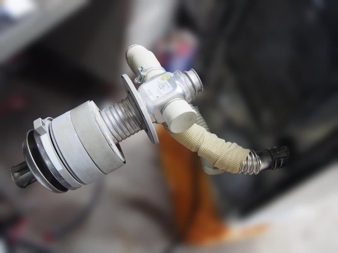 中古　コロナ　FFストーブ　FF-4214S 2014年　石油ストーブ