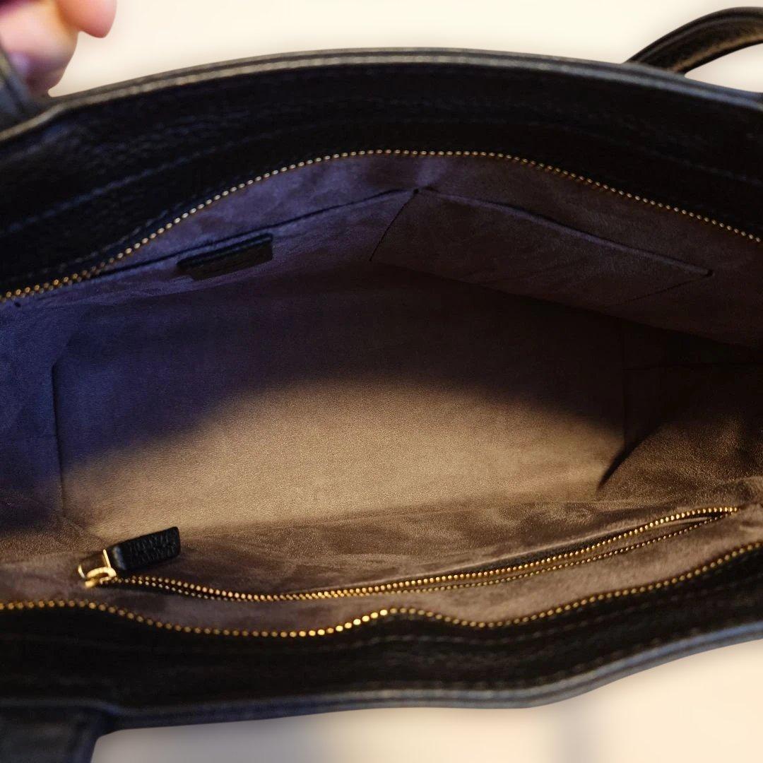 HushTugレザートート　ブラック