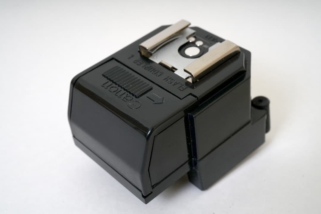 キャノン　初代F-1用　フラッシュカプラーL　（新品）　超珍品