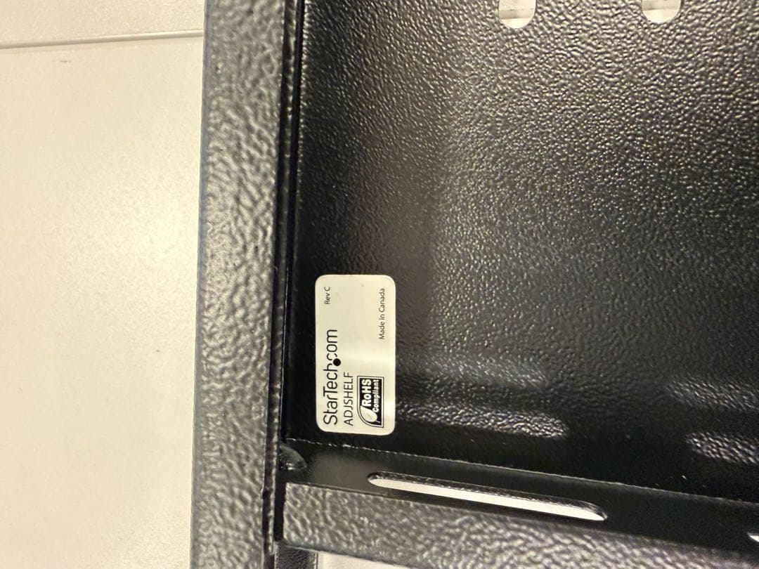 サーバーラック棚板 1U スリット付 奥行700mm　StarTech