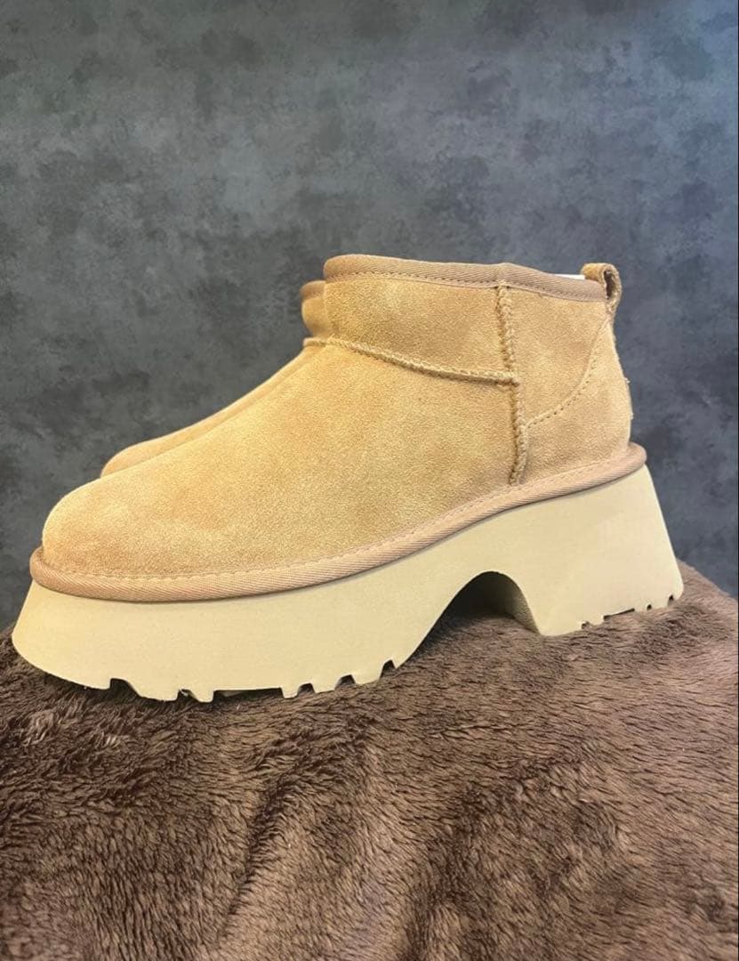 UGG / アグ 厚底 24cm