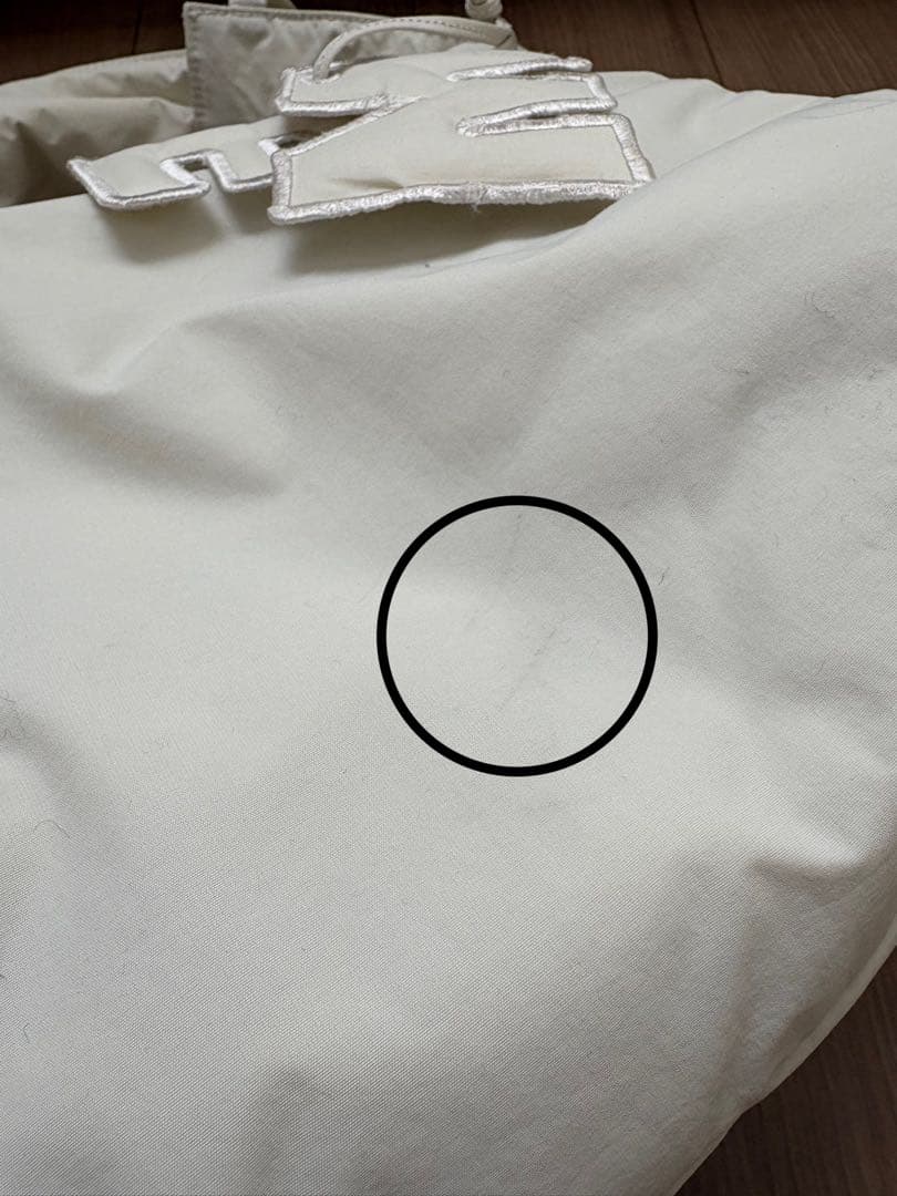 Marmot ETRE TOKYO PERTEXパディングショルダーバック