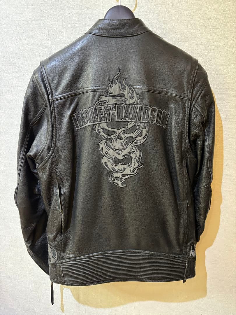 ハーレーダビッドソンの革ジャン　本国レア物