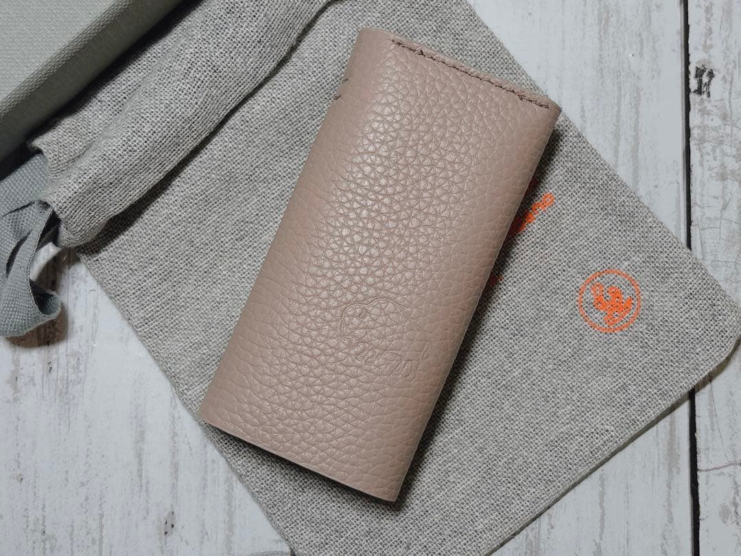 新品 IL BISONTE レザーキーケース ベージュ